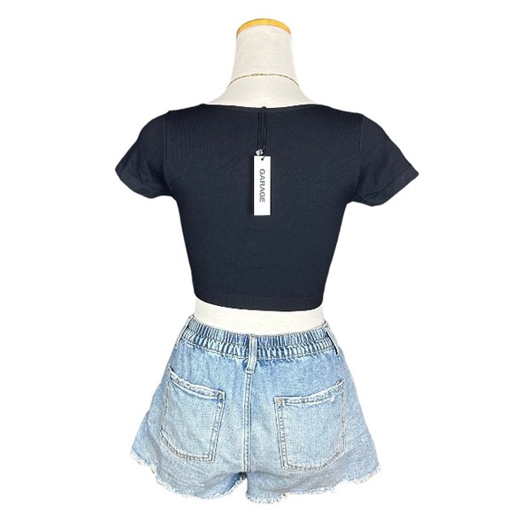 NWT GARAGE seamless micro-cropped tee | multiple sizes | black - Picture 2 of 4